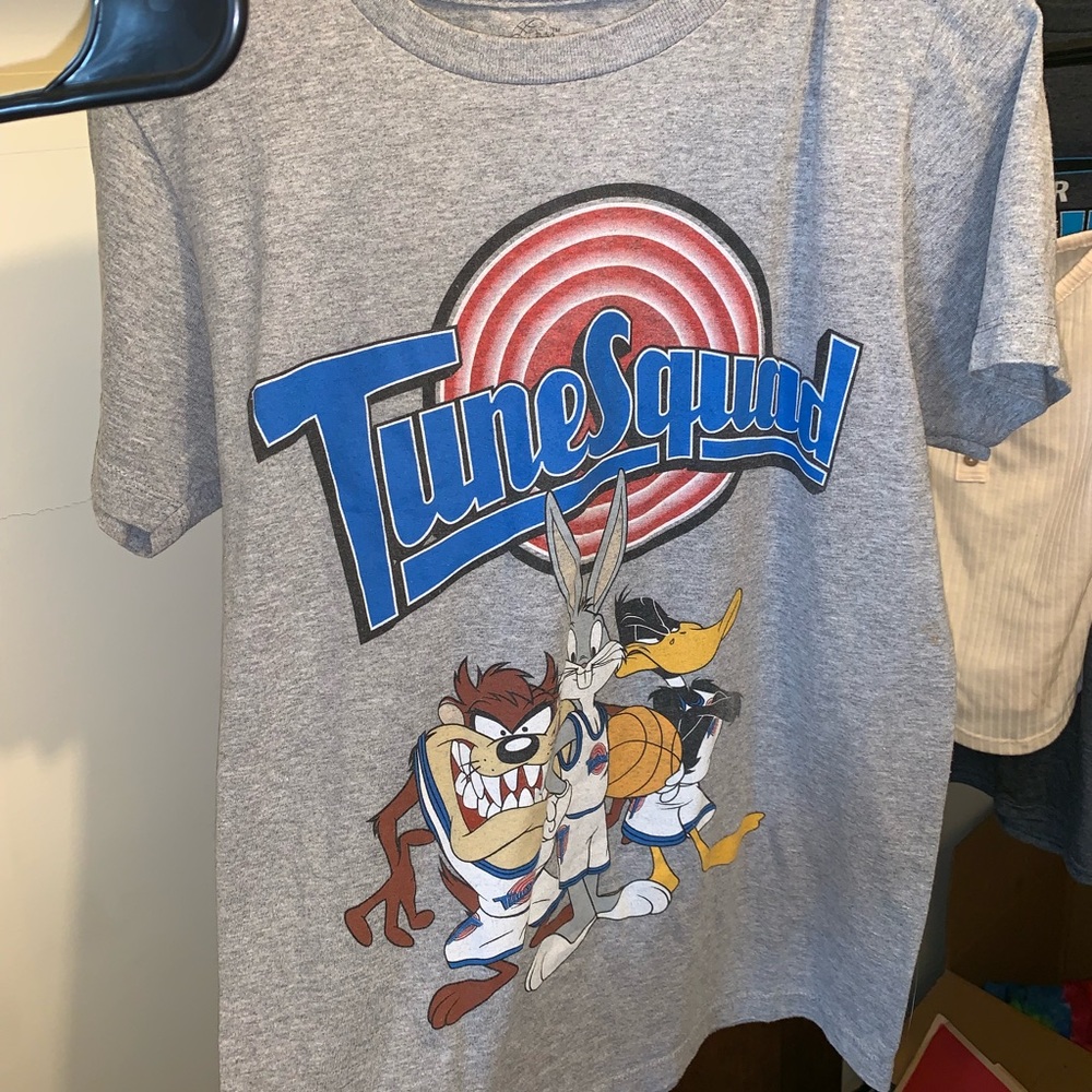 Looney tunes T-shirt